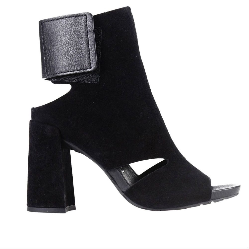 New in Box Pedro Garcia Yeca Heel 37.5